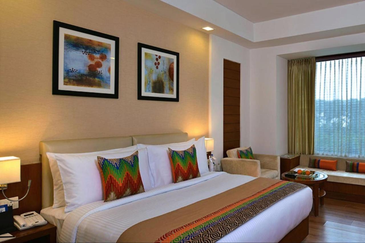 ฟอร์จูน โฮเต็ล พาร์ค ออเรนจ์ สิธาวาลี Hotel Bhiwadi ภายนอก รูปภาพ