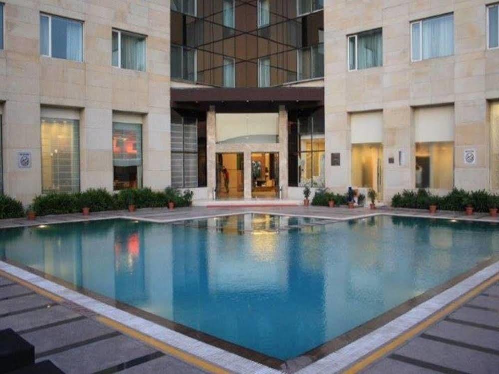 ฟอร์จูน โฮเต็ล พาร์ค ออเรนจ์ สิธาวาลี Hotel Bhiwadi ภายนอก รูปภาพ